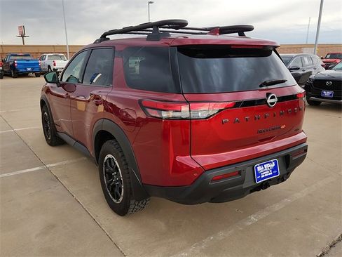 Used 2024 Nissan Pathfinder Rock Creek image 3