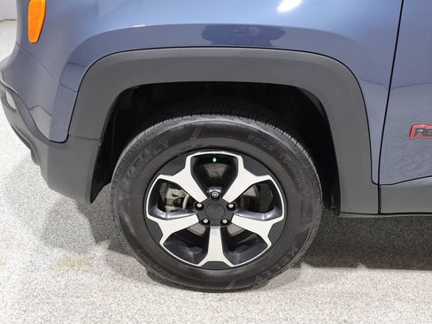 Used 2022 Jeep Renegade Trailhawk AWD/4WD image 7