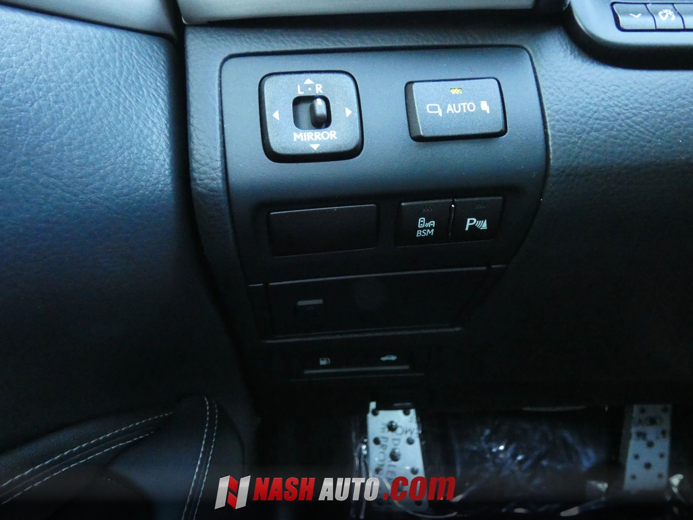 Used 2014 Lexus LS 460 w/ F Sport Package RWD image 82