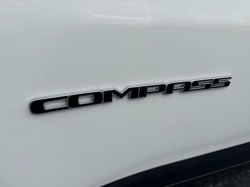 Used 2018 Jeep Compass Latitude w/ Popular Equipment Group FWD image 77
