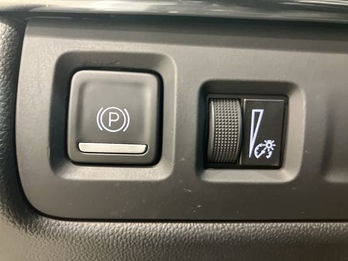 Used 2023 Cadillac XT4 Luxury image 14