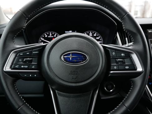 Used 2025 Subaru Outback Premium image 25