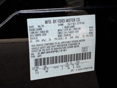 Certified 2023 Lincoln Nautilus Reserve w/ Equipment Group 201A image 29