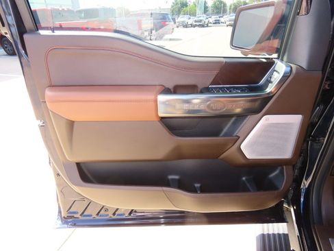 Used 2025 Ford F150 King Ranch w/ FX4 Off-Road Package image 24