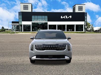New 2027 Kia Carnival LXS