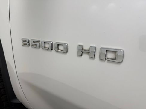 Used 2022 Chevrolet Silverado 3500 High Country w/ Z71 Off-Road Package image 11