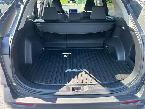 Certified 2025 Toyota RAV4 XLE AWD/4WD image 26