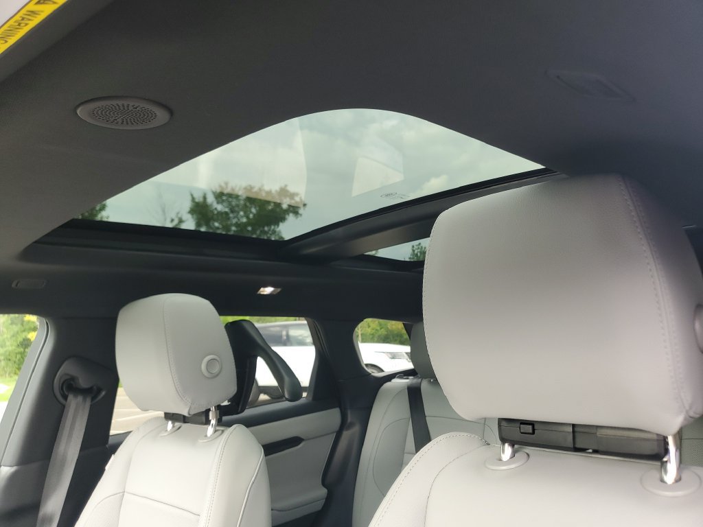 New 2026 Land Rover Range Rover Evoque S AWD/4WD image 11