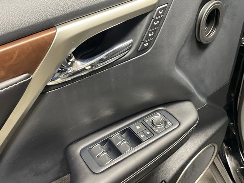 Used 2020 Lexus RX 450hL AWD w/ Premium Package image 15