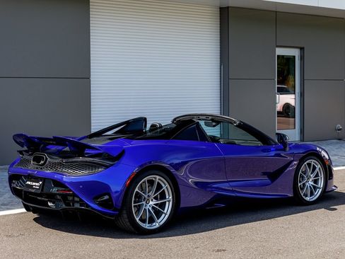 New 2026 McLaren 750S Spider RWD image 31