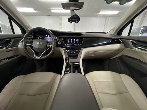 Certified 2020 Cadillac XT6 Premium Luxury FWD image 21