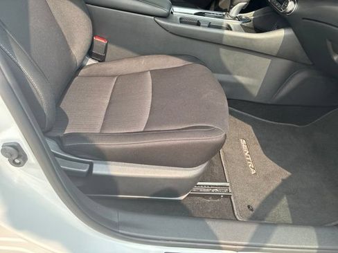 Used 2025 Nissan Sentra SV w/ All-Weather Package FWD image 11