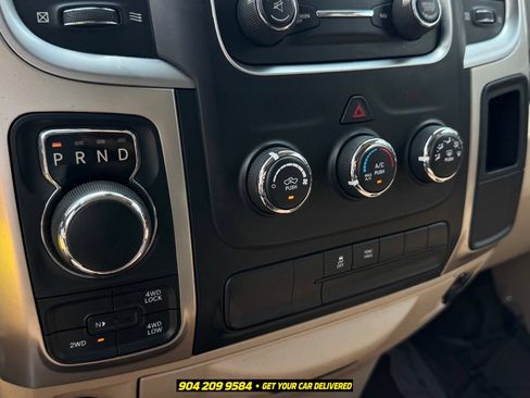 Used 2016 RAM 1500 Classic SLT AWD/4WD image 14