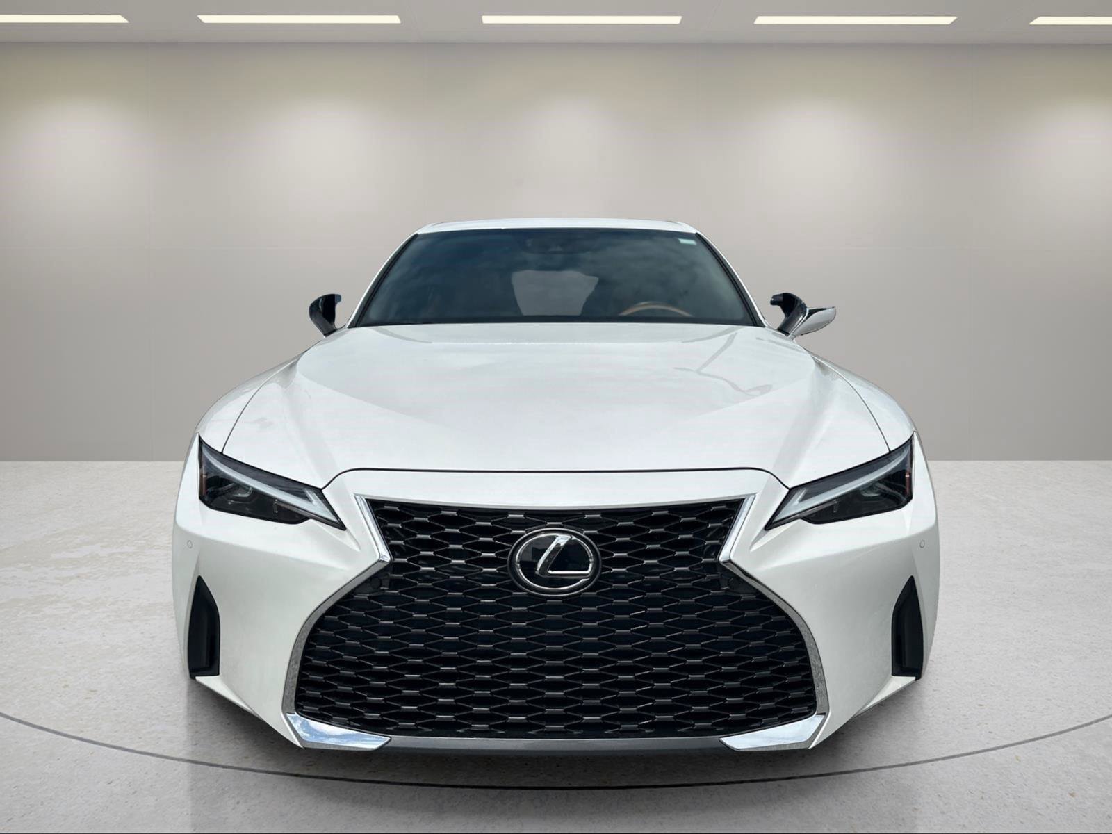 Used 2021 Lexus IS 300 w/ Comfort Package RWD image 8