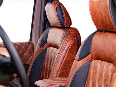 Used 2025 Jeep Gladiator Sport image 3