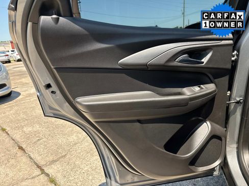 Used 2025 Chevrolet TrailBlazer LT image 13