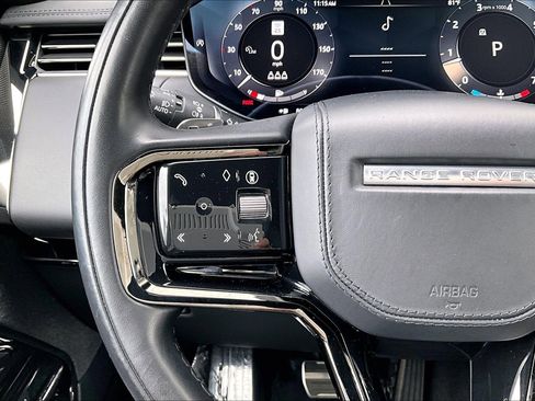Used 2024 Land Rover Range Rover Sport Dynamic SE image 18