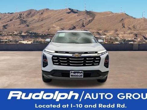 Used 2025 Chevrolet Equinox LT w/ Safety and Technology Package image 8