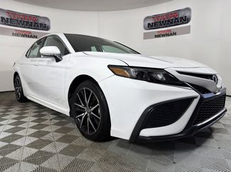 Used 2023 Toyota Camry SE video 1