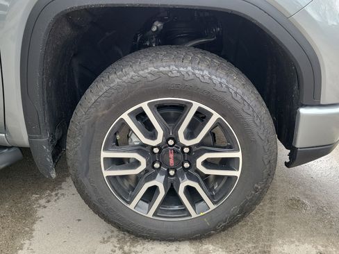 New 2026 GMC Sierra 1500 AT4 w/ AT4 Premium Package image 4