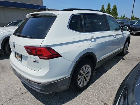 Used 2018 Volkswagen Tiguan SE AWD/4WD image 6