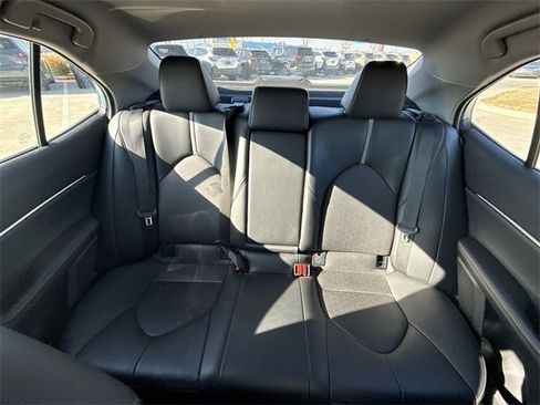 Used 2023 Toyota Camry XSE image 21