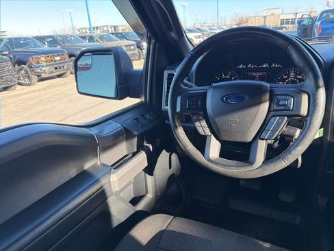 Used 2016 Ford F150 XLT w/ Equipment Group 302A Luxury image 17