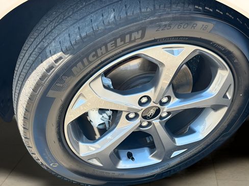 Used 2024 Ford Escape ST-Line w/ Tech Pack #1 FWD image 41