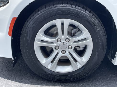 Used 2022 Dodge Charger SXT RWD image 36
