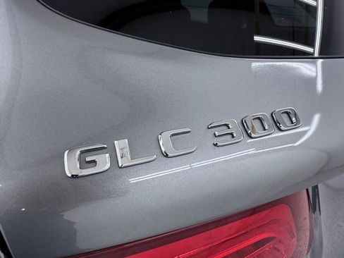 Used 2017 Mercedes-Benz GLC 300 4MATIC image 9