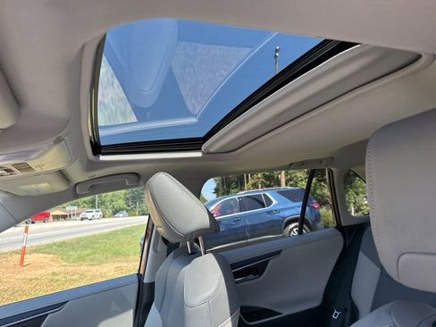 Used 2024 Toyota RAV4 Limited image 14