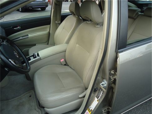 Used 2007 Toyota Prius w/ Pkg 6 FWD image 11