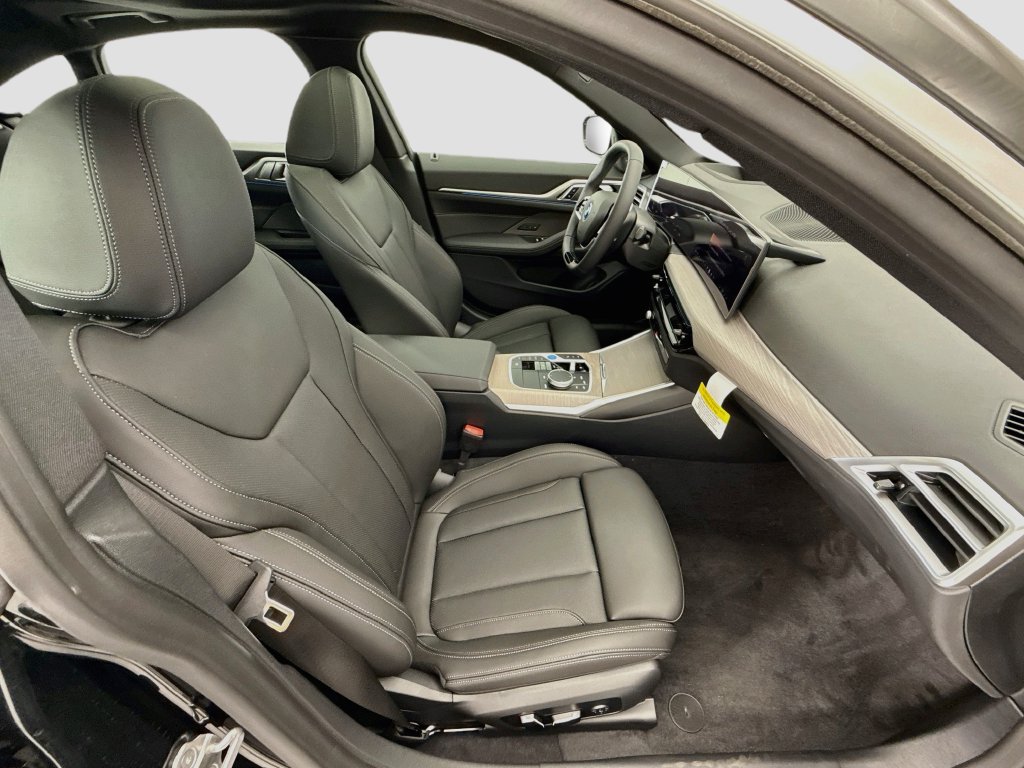 New 2026 BMW i4 eDrive40 w/ Premium Package RWD image 19