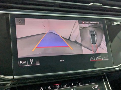 Used 2019 Audi Q8 Premium Plus image 16