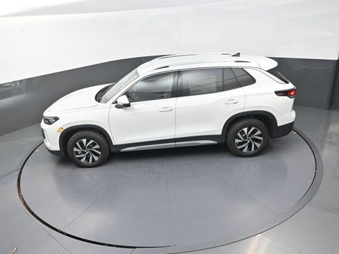 New 2026 Volkswagen Tiguan S AWD/4WD image 16