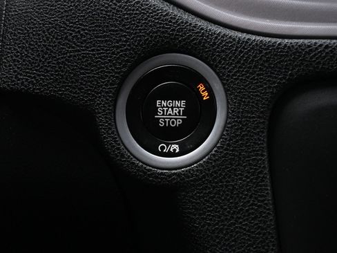 Used 2023 Dodge Charger SXT RWD image 13