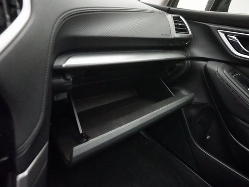 Used 2020 Subaru Forester Premium image 31