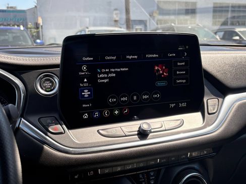 Used 2025 Chevrolet Blazer LT FWD image 20