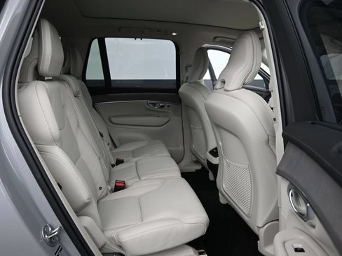 Certified 2026 Volvo XC90 B6 Ultra AWD/4WD image 17