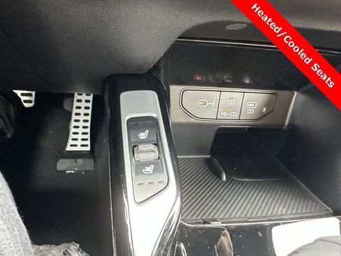 New 2026 Kia Sorento SX Prestige w/ Olive Brown Leather Package image 31