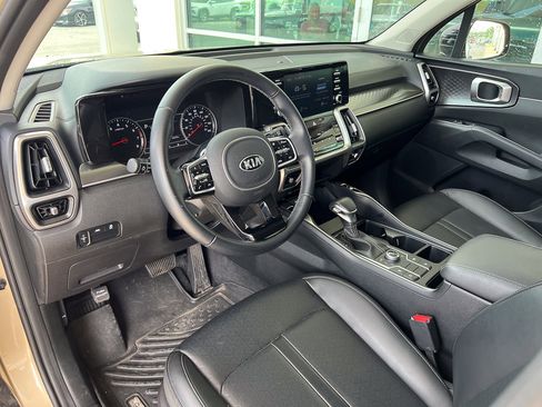 Used 2021 Kia Sorento S w/ Panoramic Sunroof Package image 17