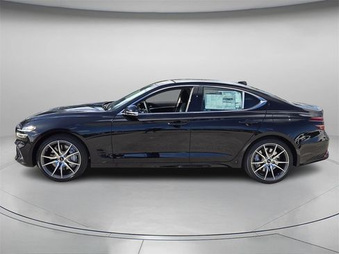 New 2026 Genesis G70 2.5T image 2