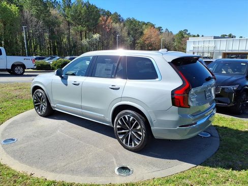 New 2026 Volvo XC90 B6 Plus w/ Protection Package Premier image 5