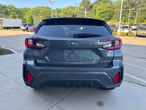 Used 2024 Subaru Crosstrek 2.0i AWD/4WD image 6
