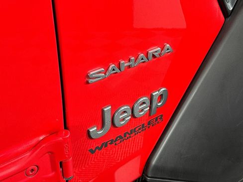 Used 2020 Jeep Wrangler Unlimited Sahara image 23