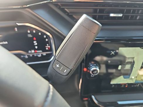 Used 2025 GMC Sierra 2500 AT4 image 16