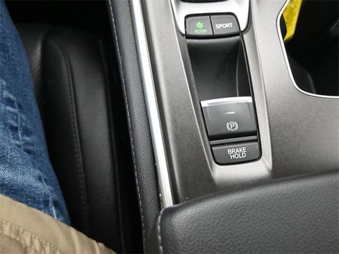 Used 2022 Honda Accord Touring image 25