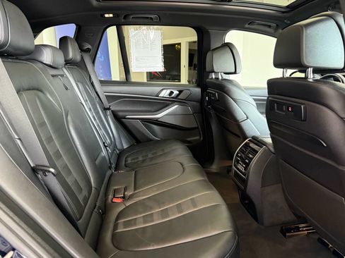 Used 2019 BMW X5 xDrive40i w/ Luxury Seating Package AWD/4WD image 27