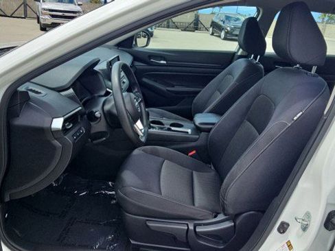 Used 2021 Nissan Altima 2.5 S FWD image 18