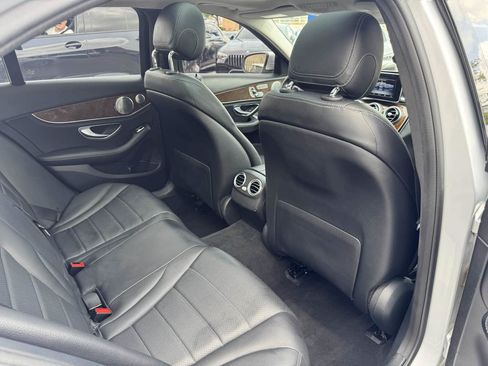 Used 2016 Mercedes-Benz C 300 4MATIC Sedan image 35